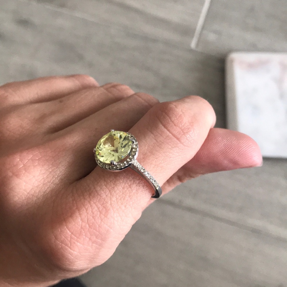 Yellow stone ring - Picture 2 of 3